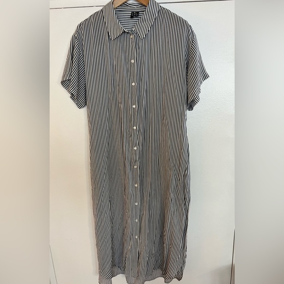 Vero Moda Striped Shirt Dress - Picture 13 of 16